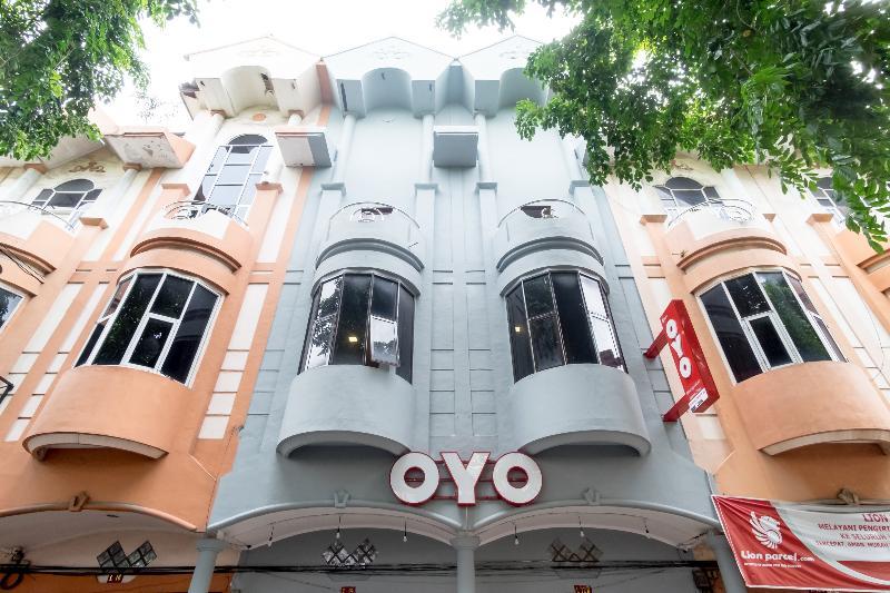 Oyo 835 Metropolitan Home Stay Medan Esterno foto
