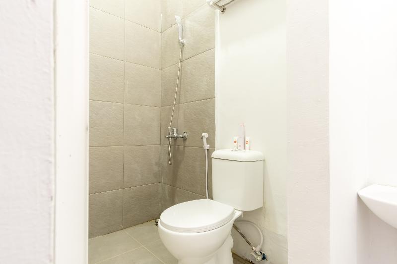 Oyo 835 Metropolitan Home Stay Medan Esterno foto