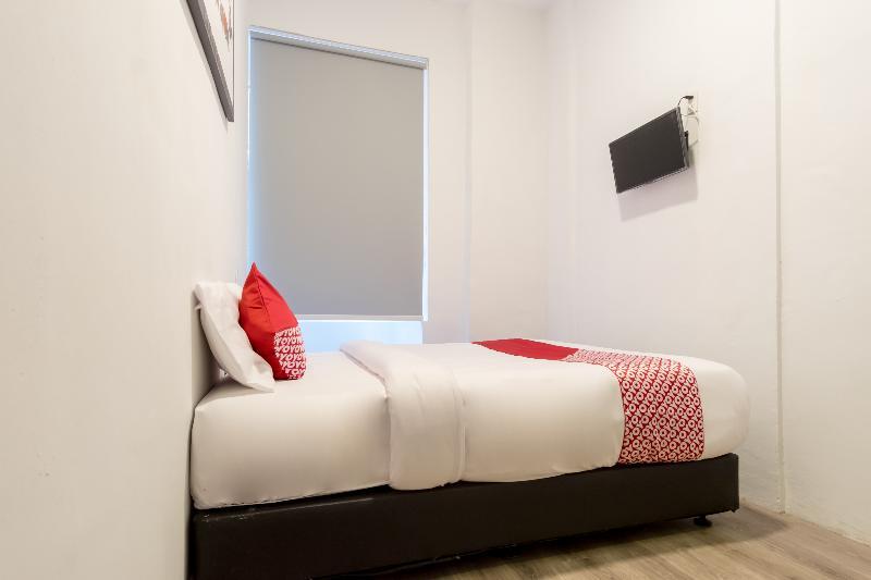 Oyo 835 Metropolitan Home Stay Medan Esterno foto