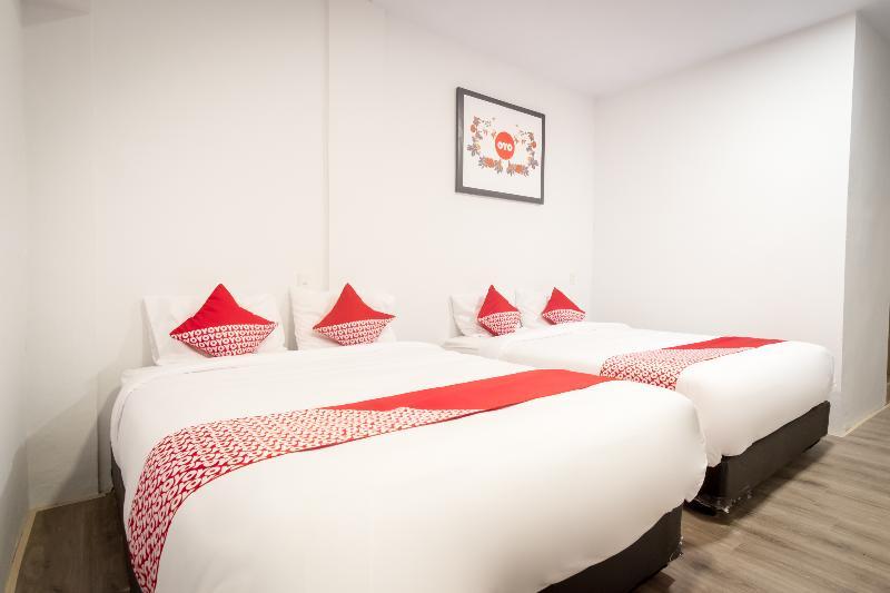 Oyo 835 Metropolitan Home Stay Medan Esterno foto